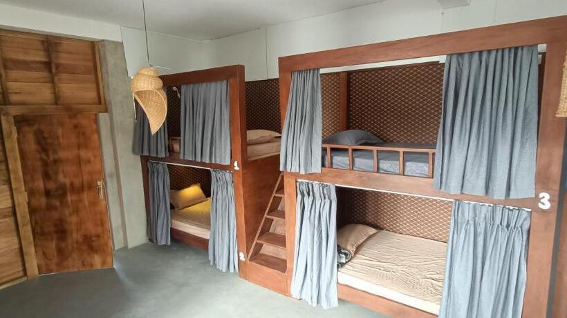 فندق صغير Yasis Surf Lodge