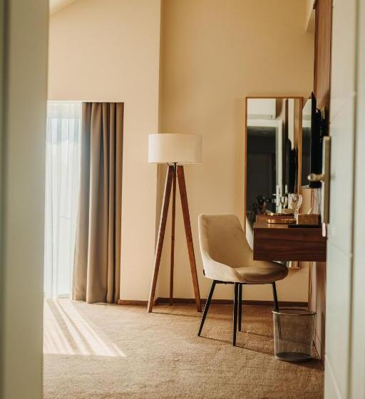 住宿加早餐  Pensiunea Gambrinus