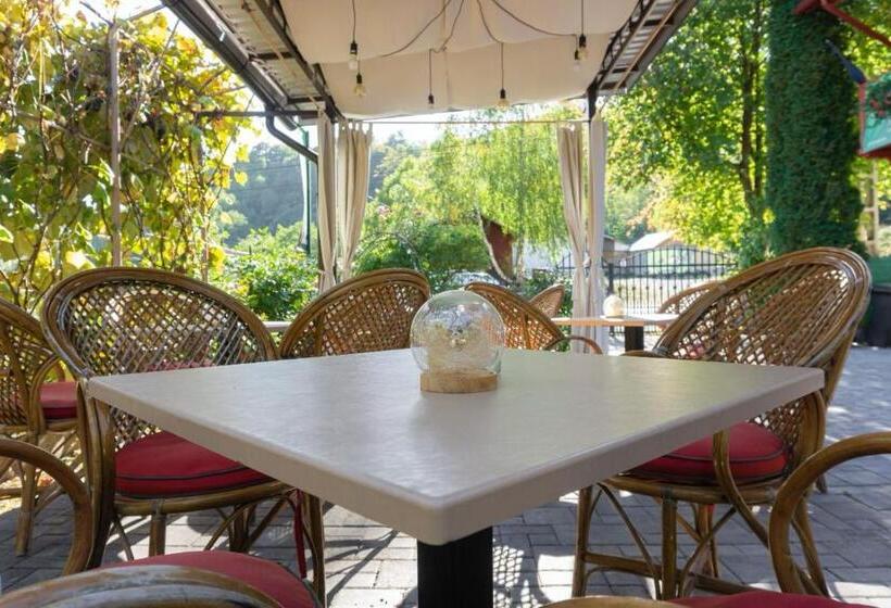 مبيت وإفطار Story House Place