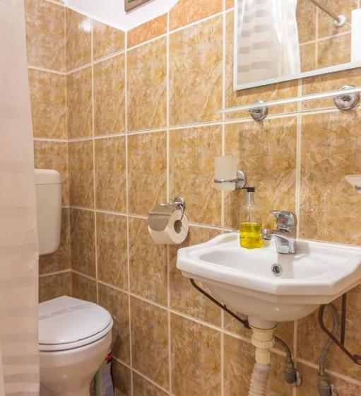 مبيت وإفطار Story House Place