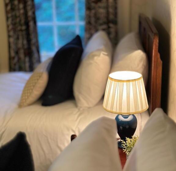 Bed and Breakfast Twin Room, Spean Lodge