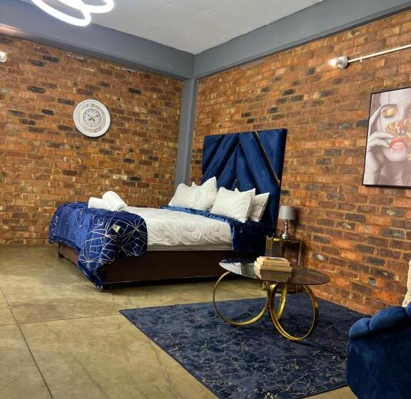 Capital Lifestyle Maboneng 305