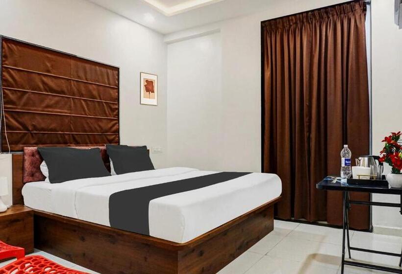 Fabhotel Bliss Executive