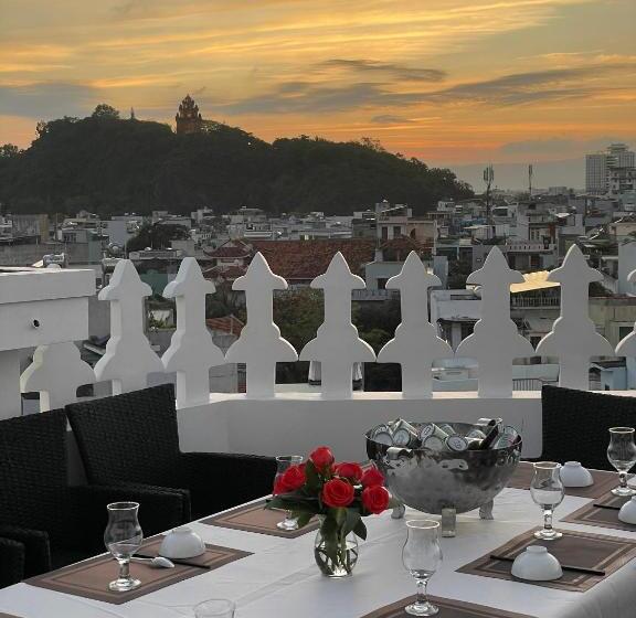 Hoàng Gia Hotel Tuy Hoà