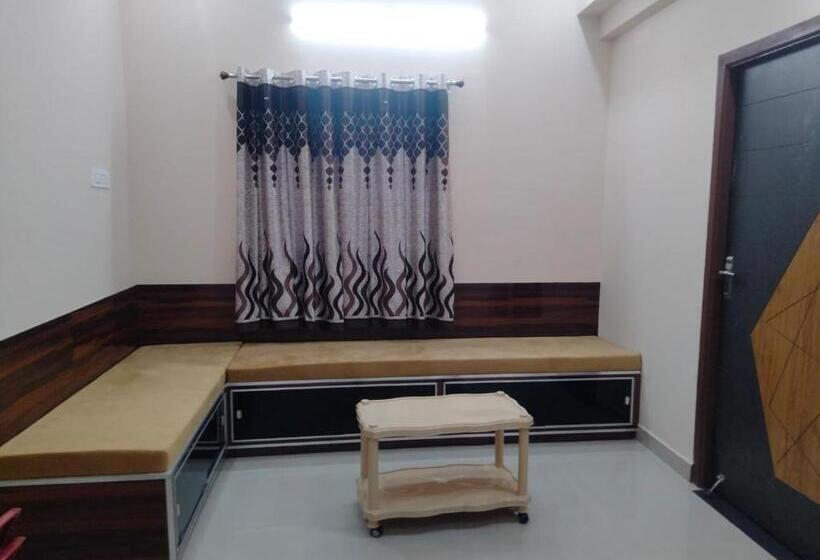 ホテル Alif Serviced  Apartments