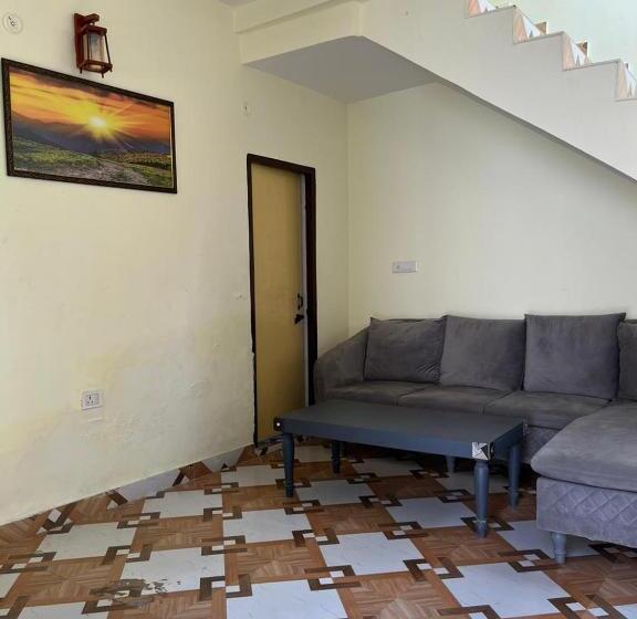 ホテル Amazing Aryavan Resort