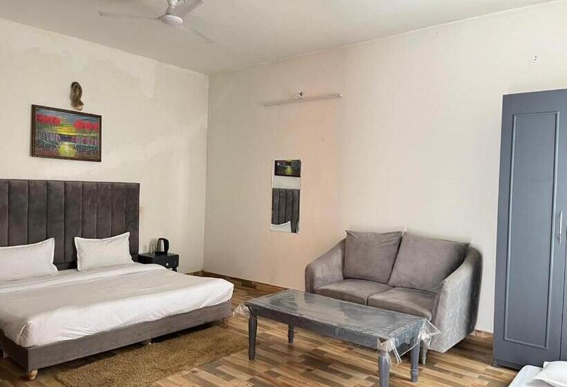 ホテル Amazing Aryavan Resort