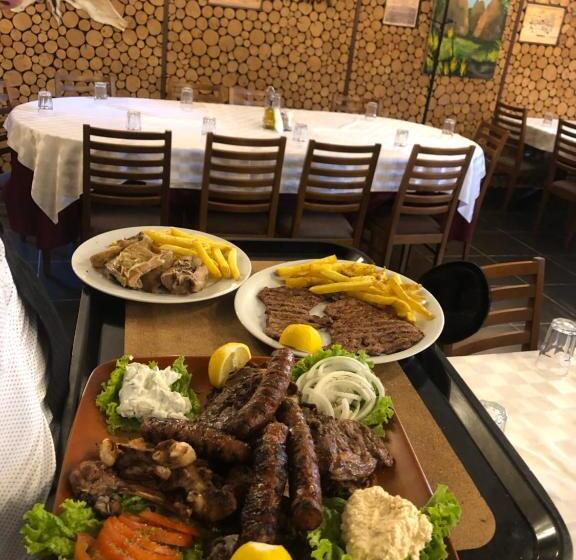 Отель Ambassador Voskopojë