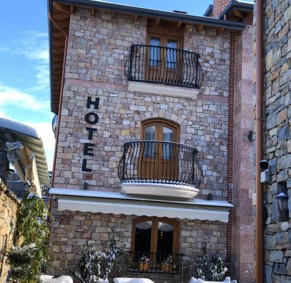 Отель Ambassador Voskopojë