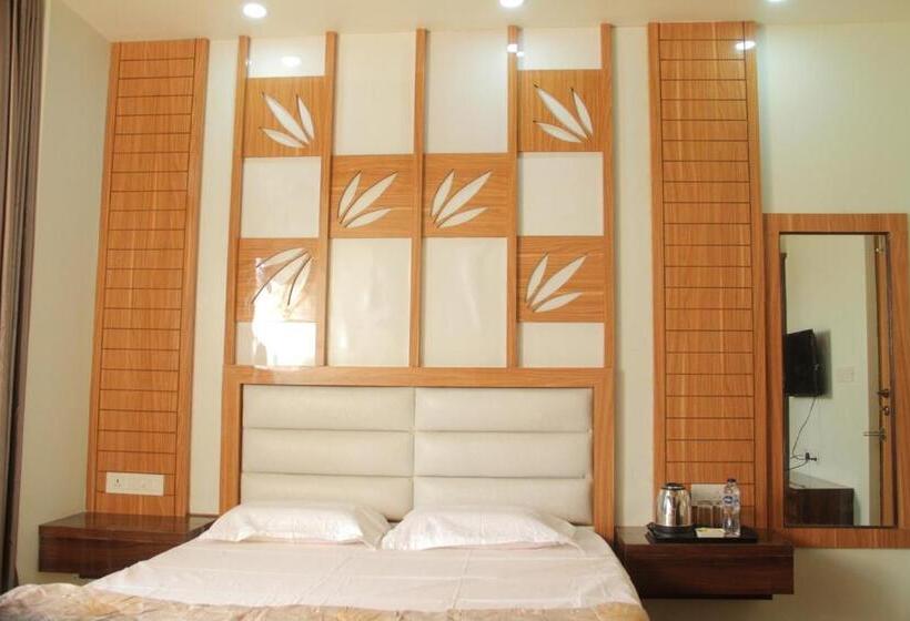 בית מלון כפרי Bishnupur River Side Resort