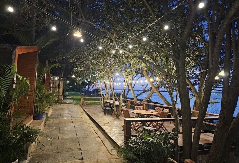 בית מלון כפרי Chomka Thnong Resort