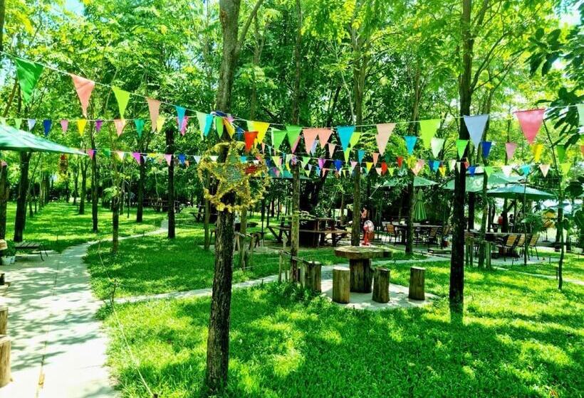 בית מלון כפרי Chomka Thnong Resort