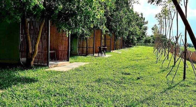בית מלון כפרי Chomka Thnong Resort