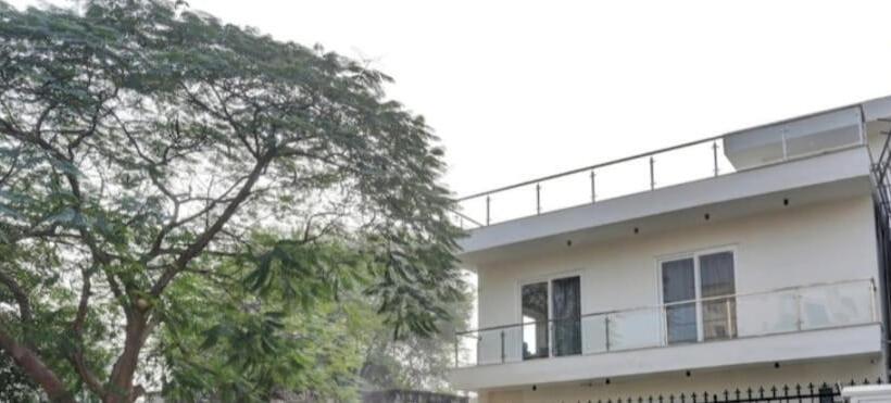 Отель O Expo Inn