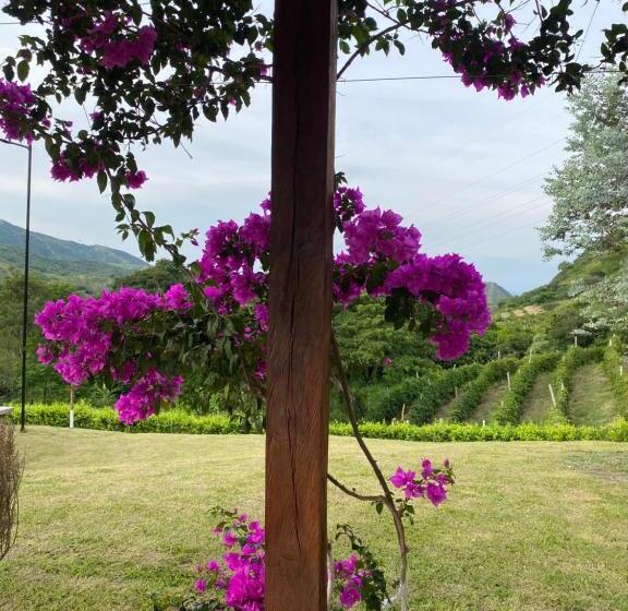 בית מלון כפרי Hacienda La Tulia Eco