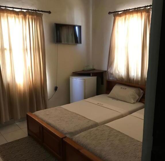 هتل Harbour Terrace