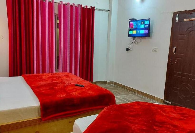 בית מלון כפרי Hill Paradizè Restaurant & A Peaceful Stay! Mostly Visiting Places Are Near By