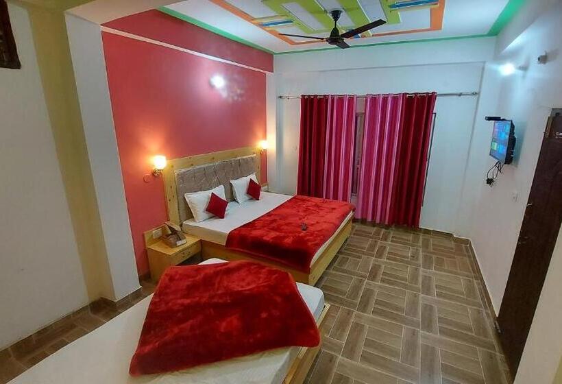 בית מלון כפרי Hill Paradizè Restaurant & A Peaceful Stay! Mostly Visiting Places Are Near By