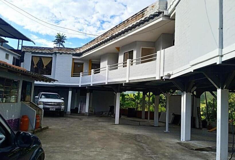 Отель Hosteria San Geronimo