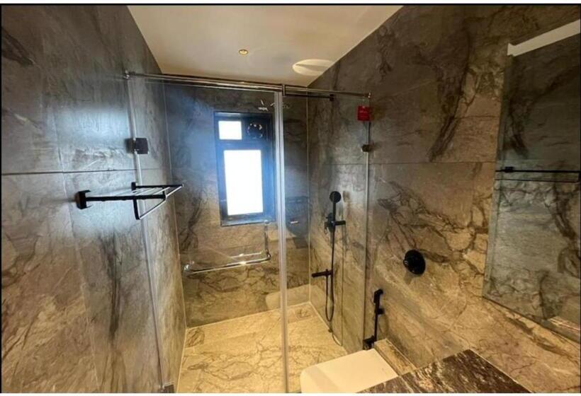 בית מלון כפרי Jumbo Serene