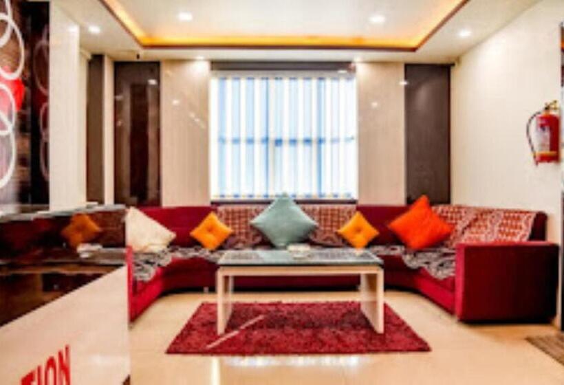 ホテル Komal Palace,bhopal