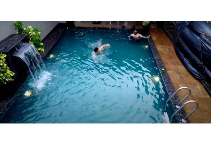 בית מלון כפרי Jumbo Serene