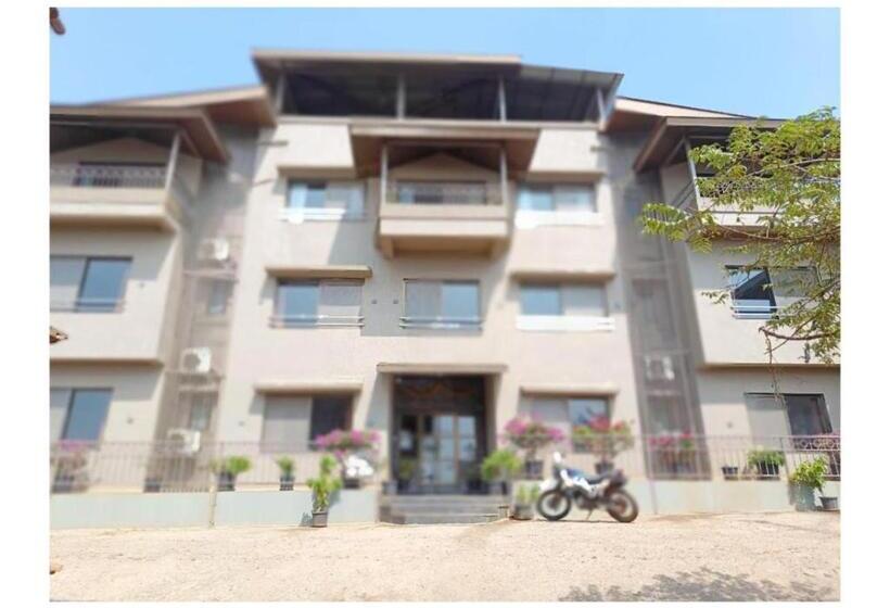 בית מלון כפרי Jumbo Serene