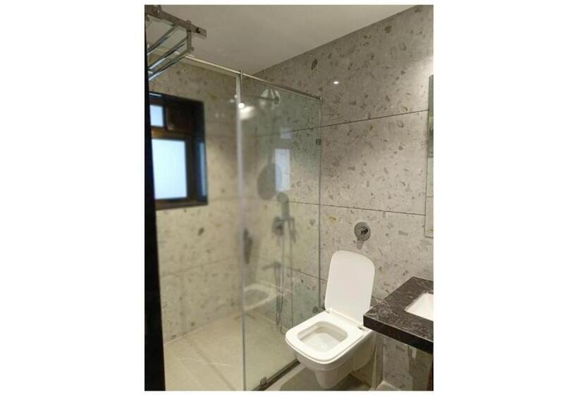 בית מלון כפרי Jumbo Serene