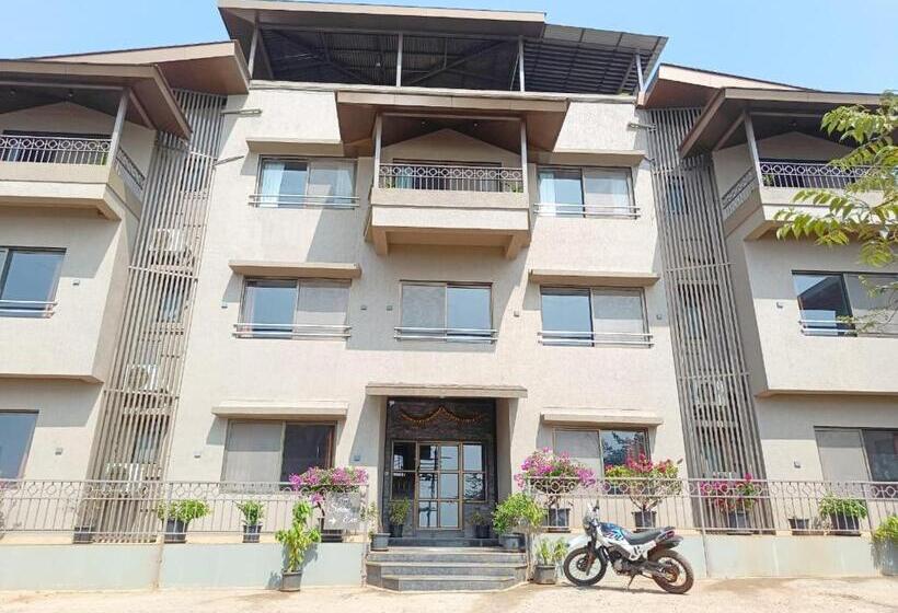 בית מלון כפרי Jumbo Serene