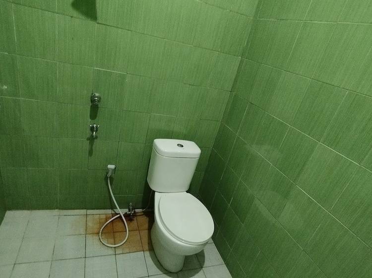 فندق Oyo 93343 Sukma Residence