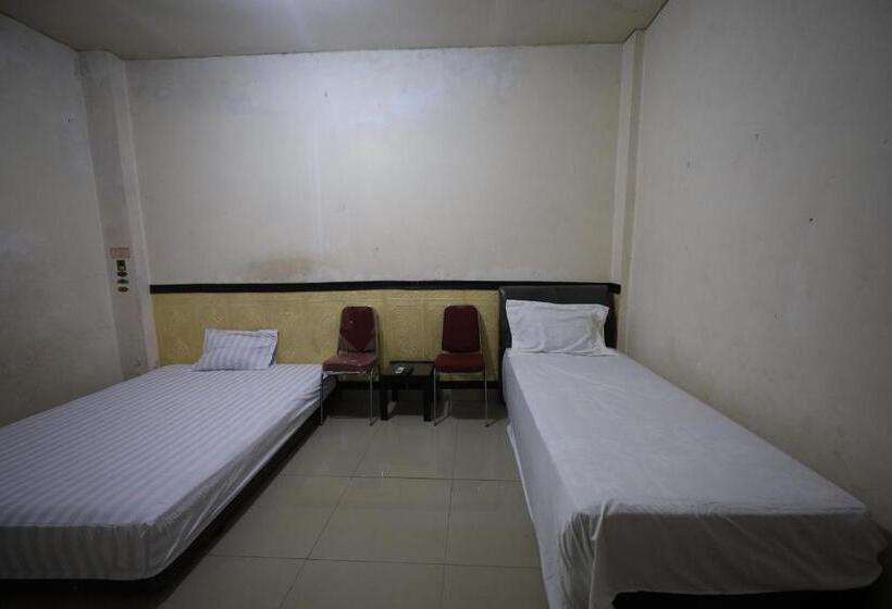 فندق Oyo 93343 Sukma Residence