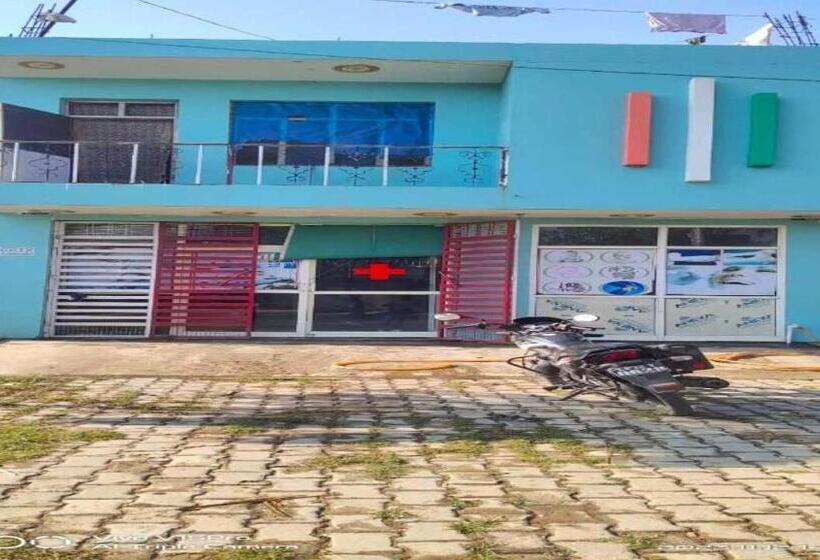 בית מלון כפרי Oyo Le Grande Guest House