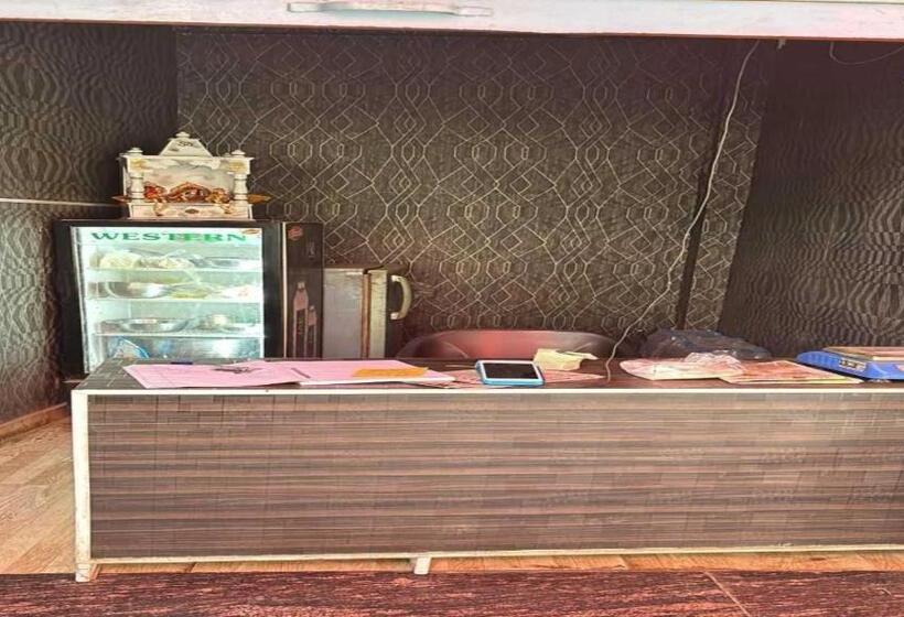 ホテル Oyo Once More Restaurant And Cafe