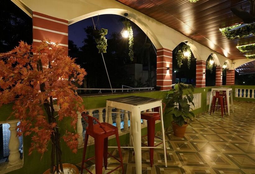 酒店 Palm Springs Beach Resort Gorai