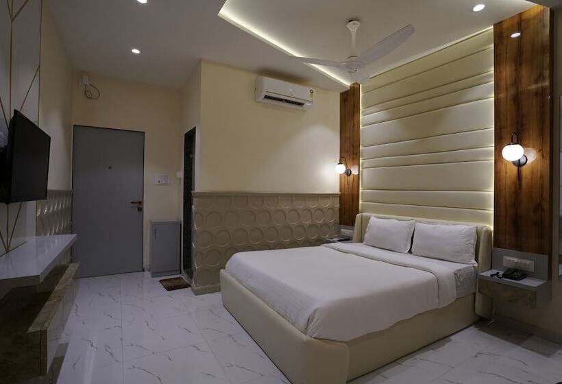 酒店 Palm Springs Beach Resort Gorai