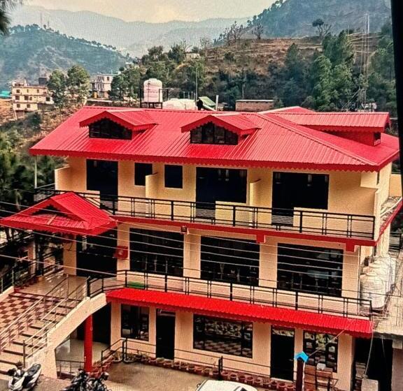 ホテル Paradise Inn