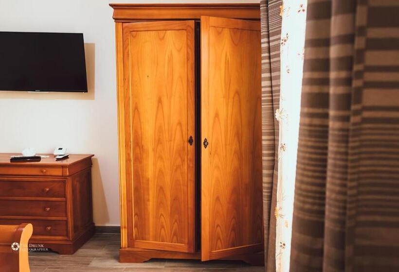 호텔 Pensiunea Colt De Rai Cean