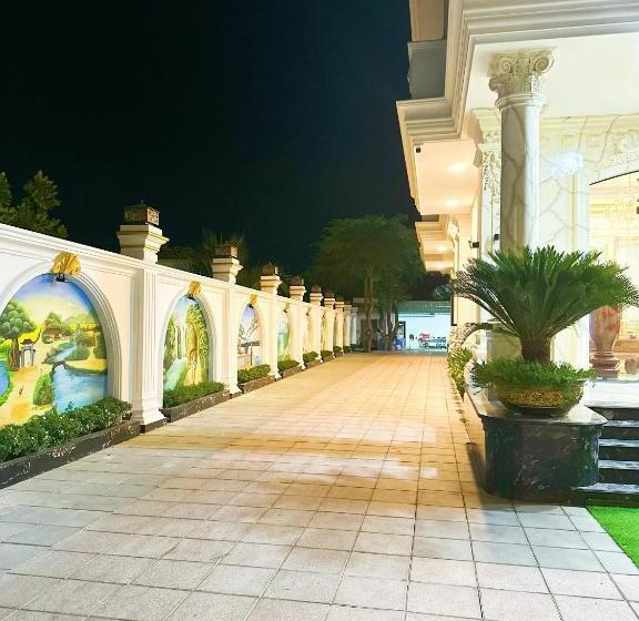 هتل Quốc Hương