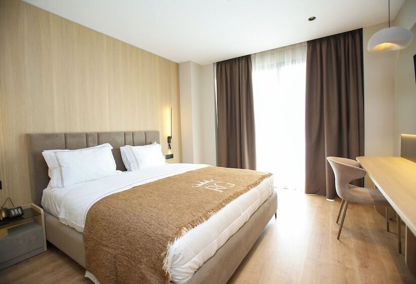 בית מלון כפרי Regina Palm Resort