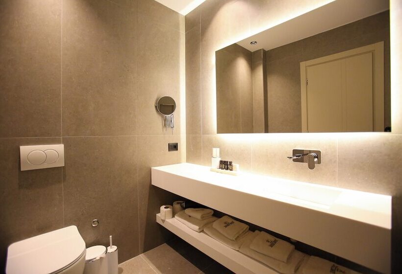 בית מלון כפרי Regina Palm Resort