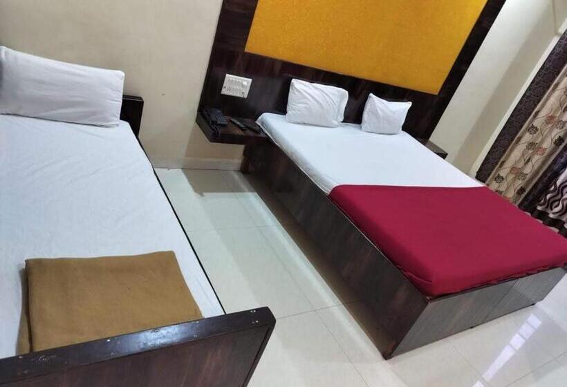 בית מלון כפרי Sachidanand