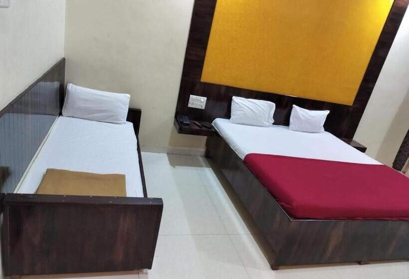 בית מלון כפרי Sachidanand