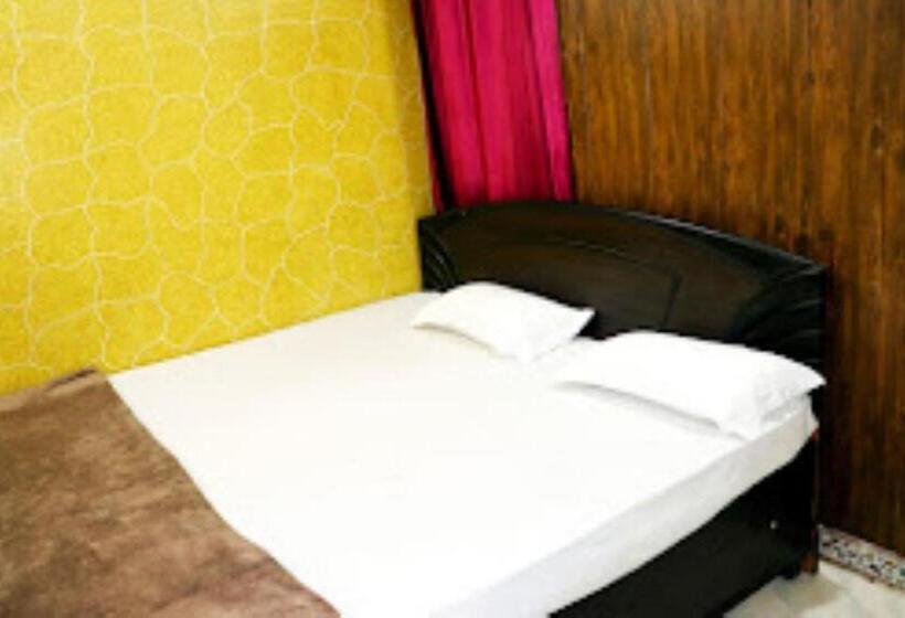 Hotel Sanginee , Maheshwar