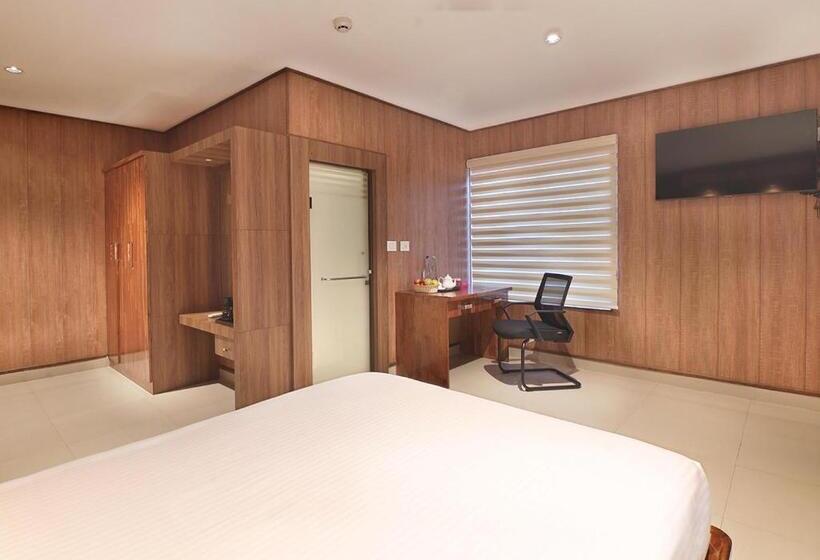 호텔 Sanjeevini Ayurveda And Yoga Retreat