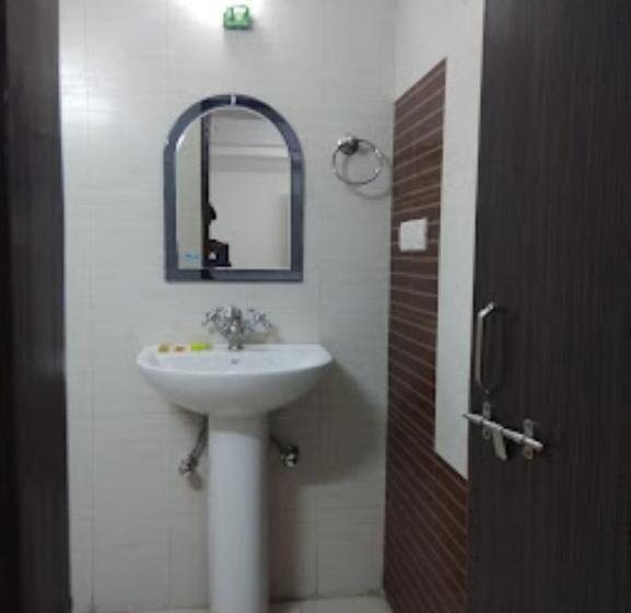 호텔 Shelter Inn,chhatarpur