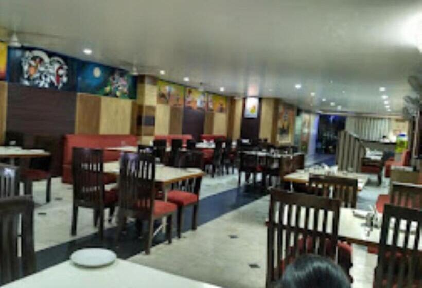 호텔 Shelter Inn,chhatarpur