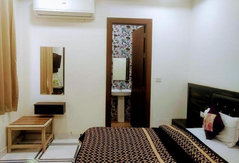 فندق The Corridor