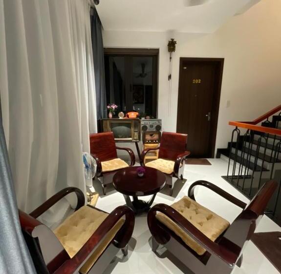 هتل The Dragon Villa Hoi An