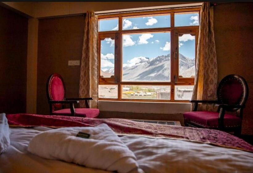 호텔 The Heritage Piti Jalsa