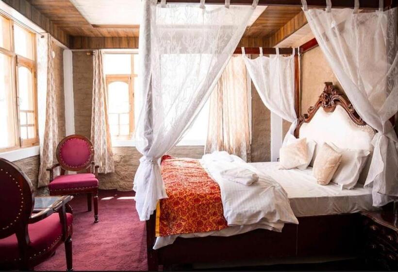 호텔 The Heritage Piti Jalsa